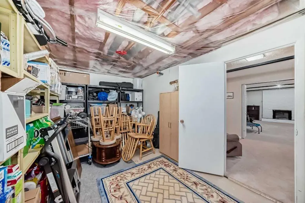44 Gordon Drive SW