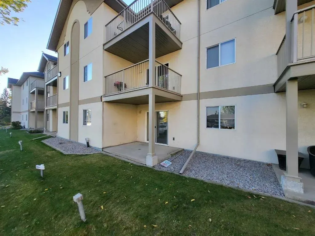 485 Redcrow Boulevard W, #113