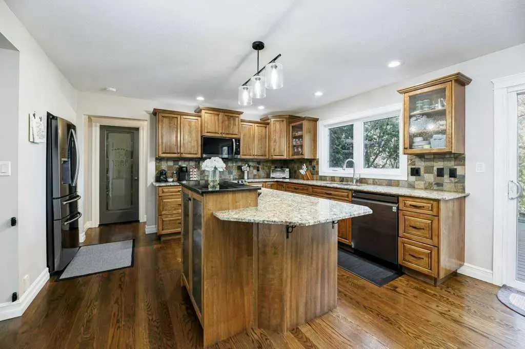 94 Welton Crescent