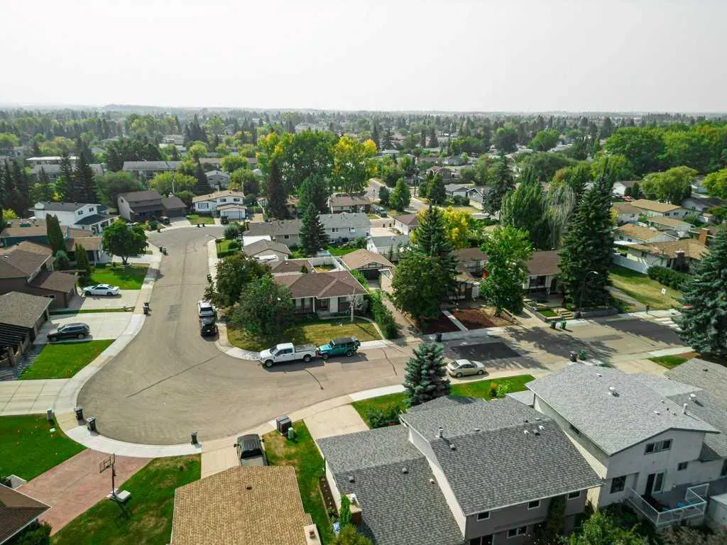 94 Welton Crescent