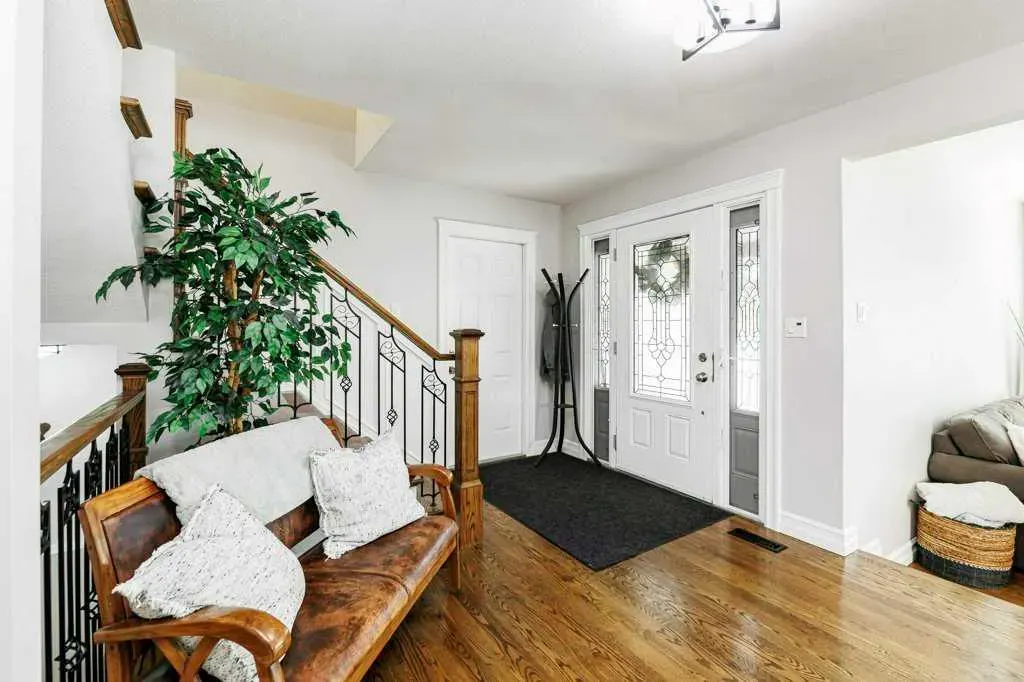 94 Welton Crescent