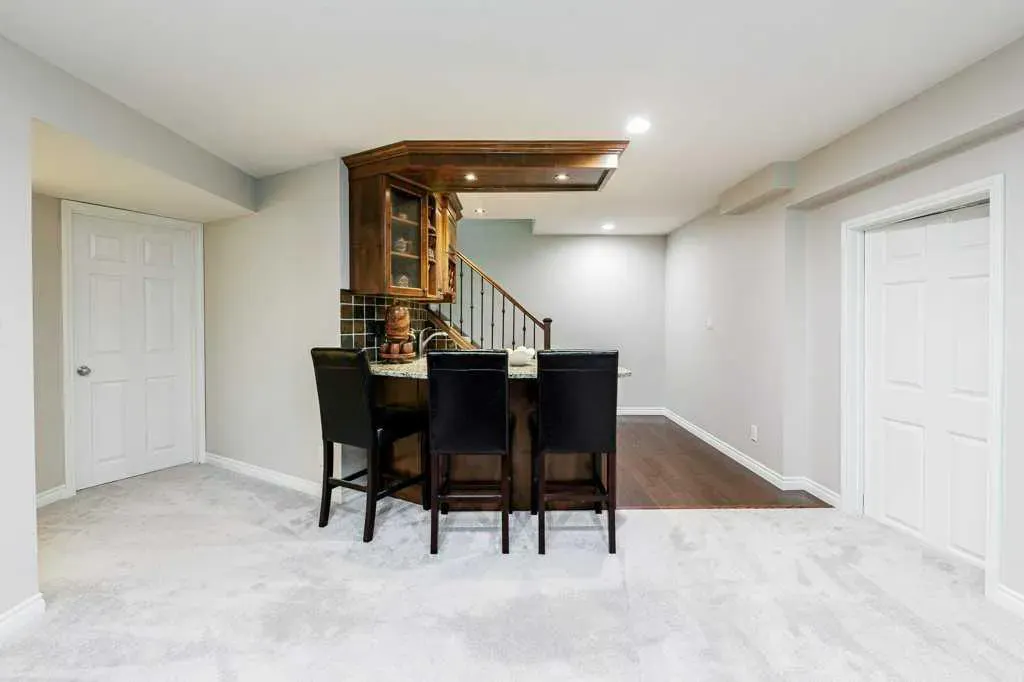 94 Welton Crescent