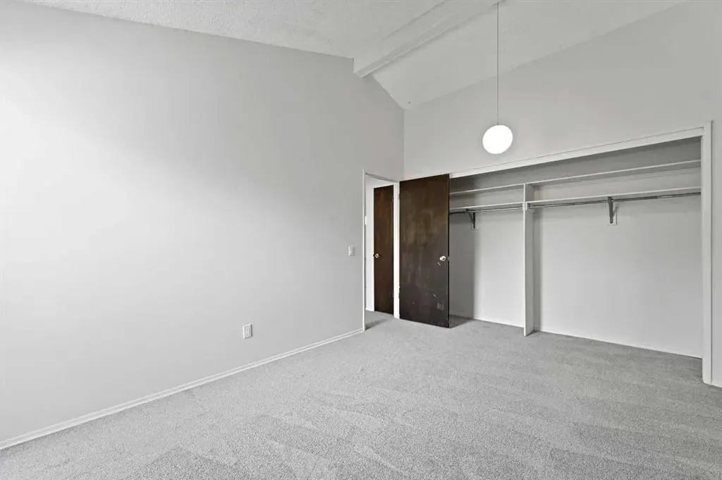 26 Brae Glen Court SW