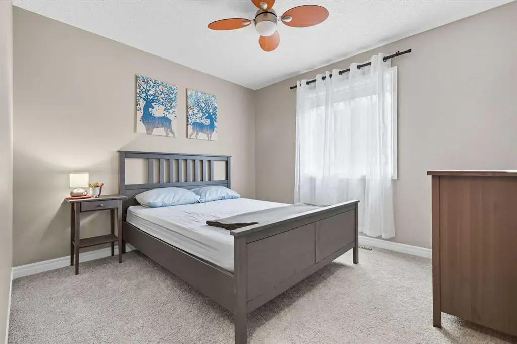136 Silverado Skies Manor SW