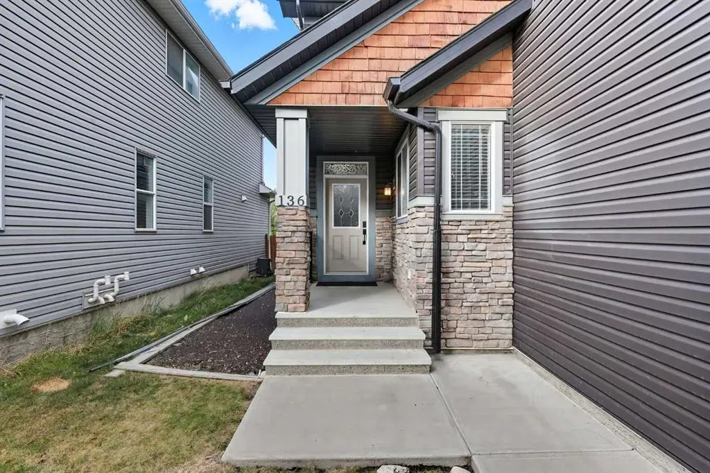136 Silverado Skies Manor SW