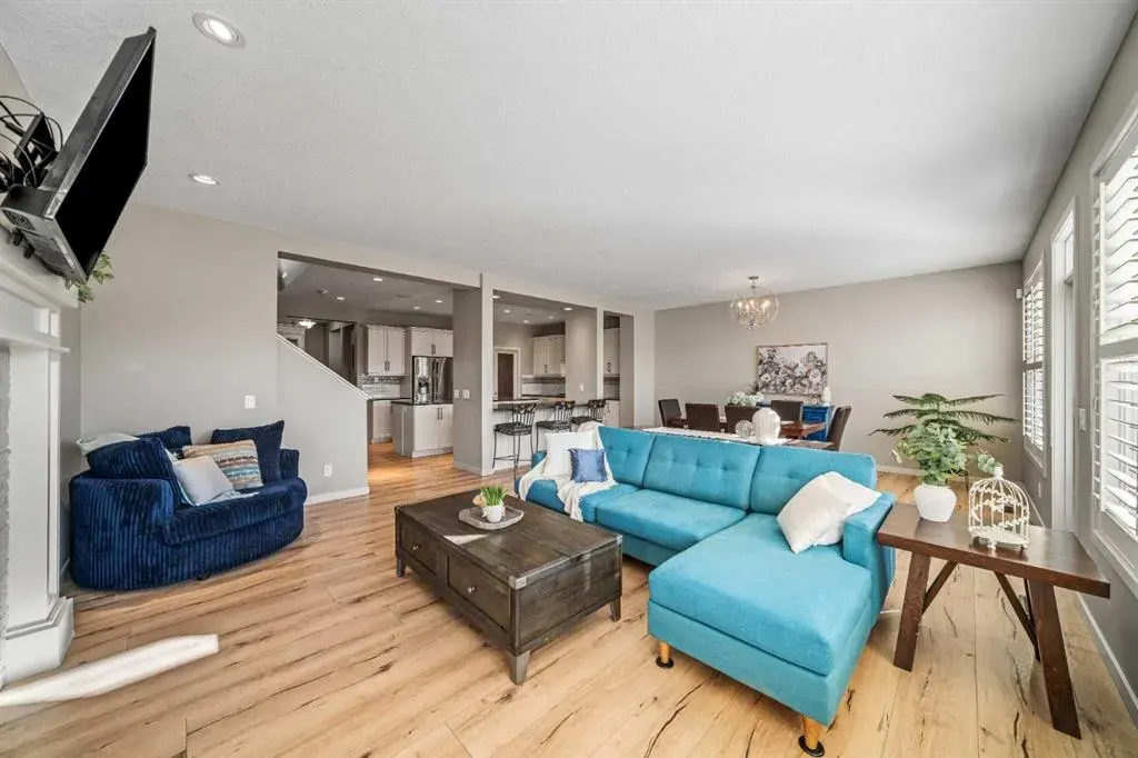 220 Auburn Meadows Crescent SE
