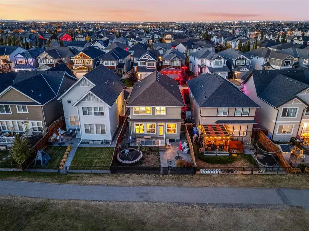 220 Auburn Meadows Crescent SE