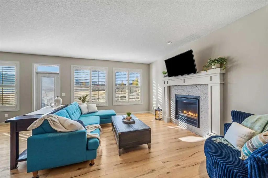 220 Auburn Meadows Crescent SE