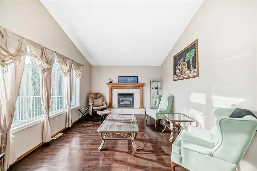 61 Royal Birch Grove NW