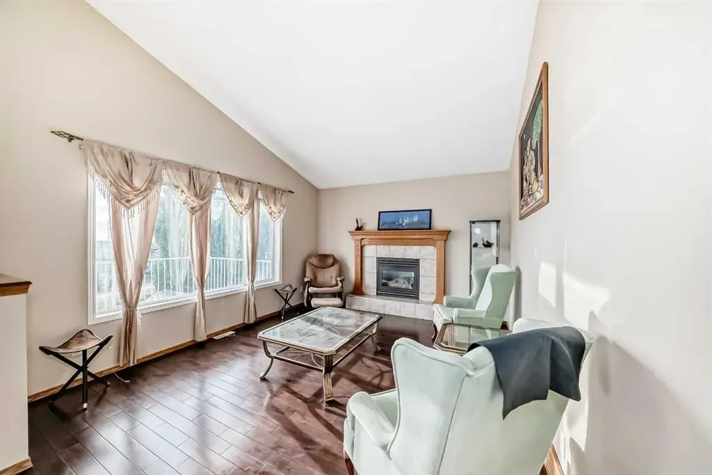 61 Royal Birch Grove NW