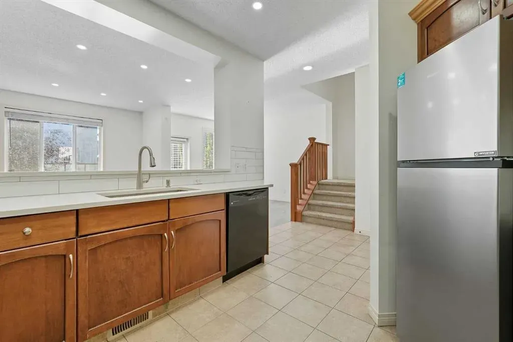 45 Everglen Crescent SW