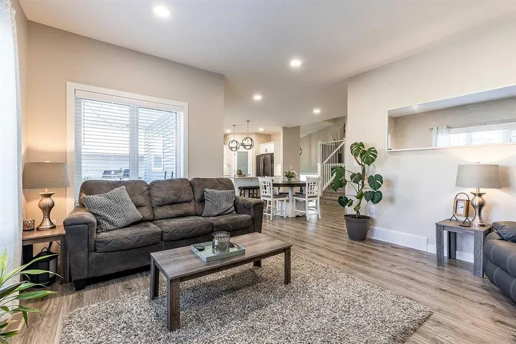 258 Ranchview Crescent NE