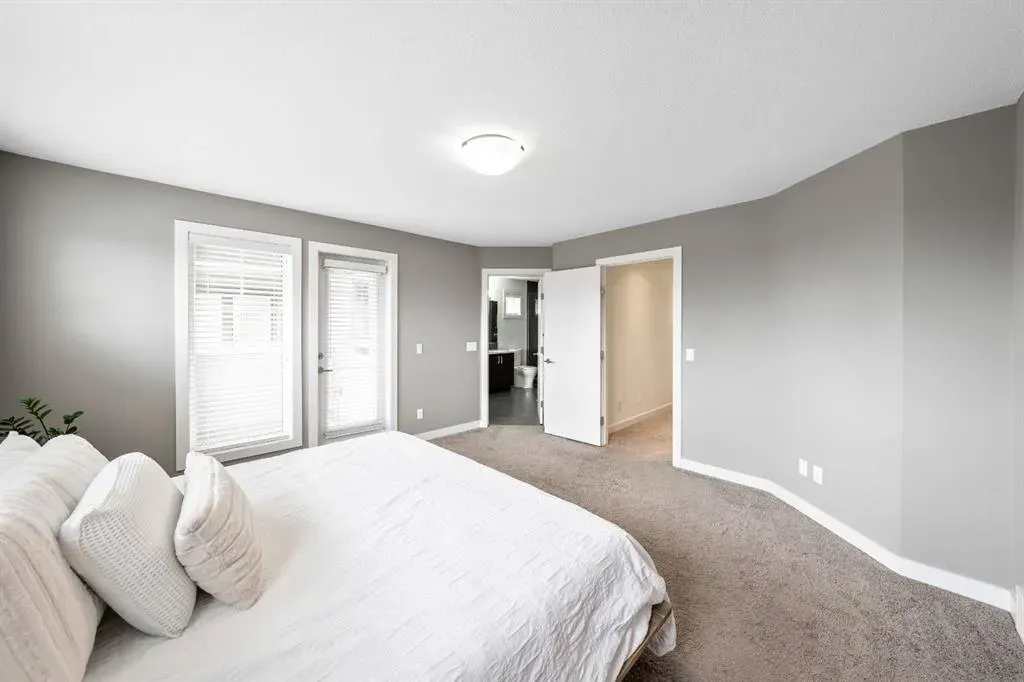 2428 30 Street SW, ##4