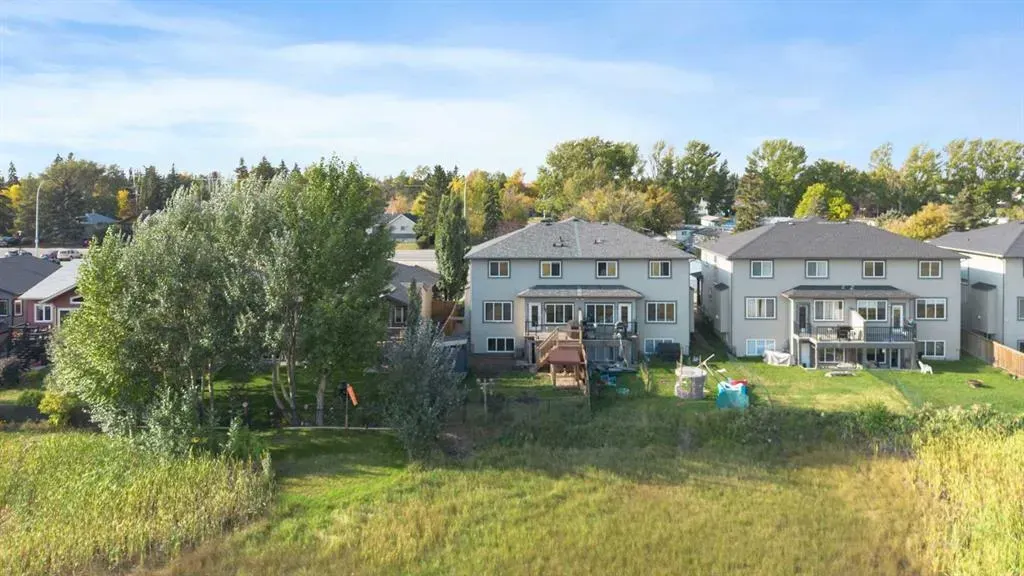 100 Lakeside View
