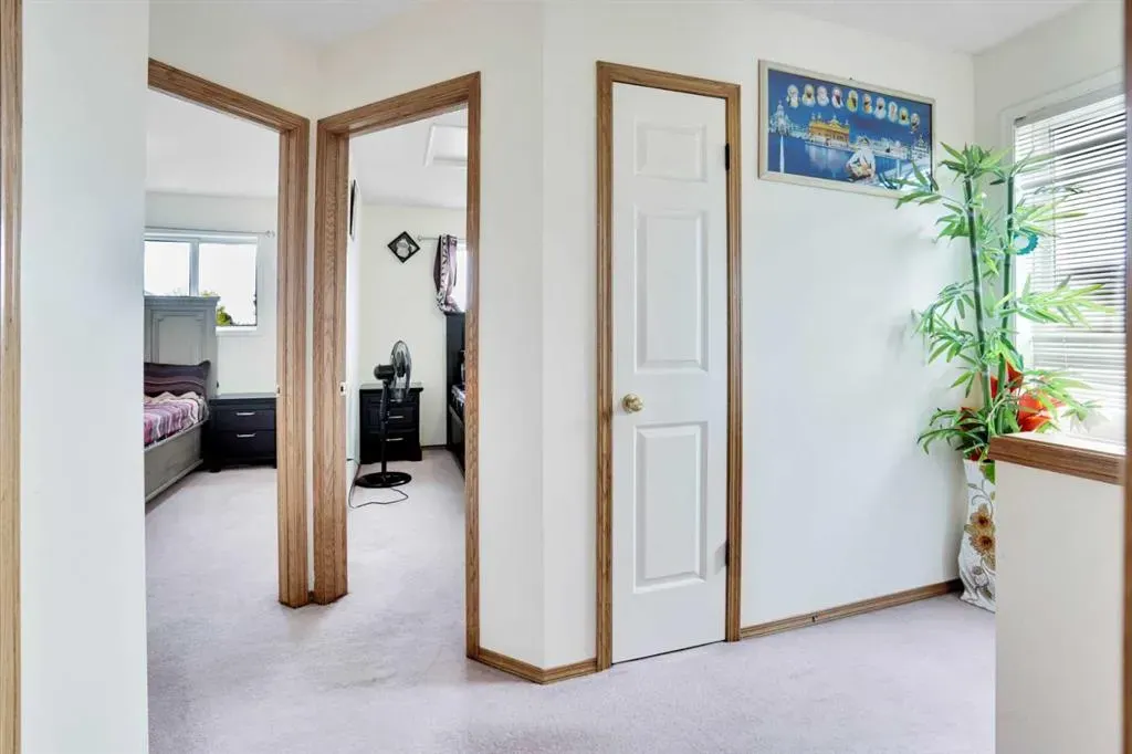 137 Martin Crossing Manor NE