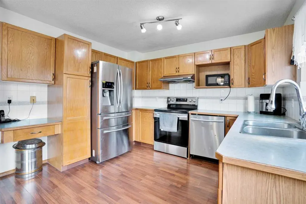137 Martin Crossing Manor NE