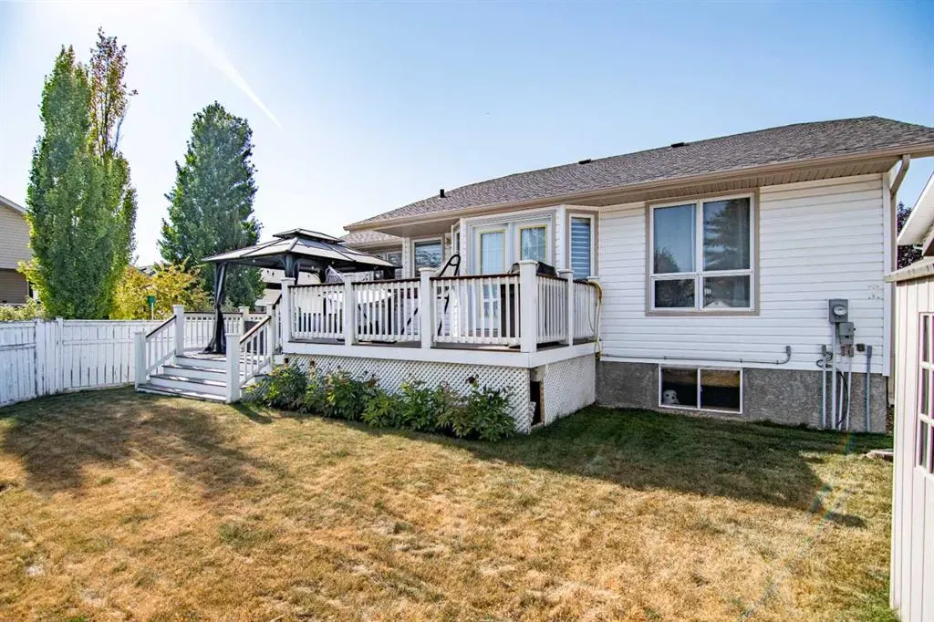 123 Robinson Crescent