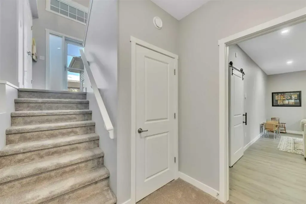 32 Cameron Close