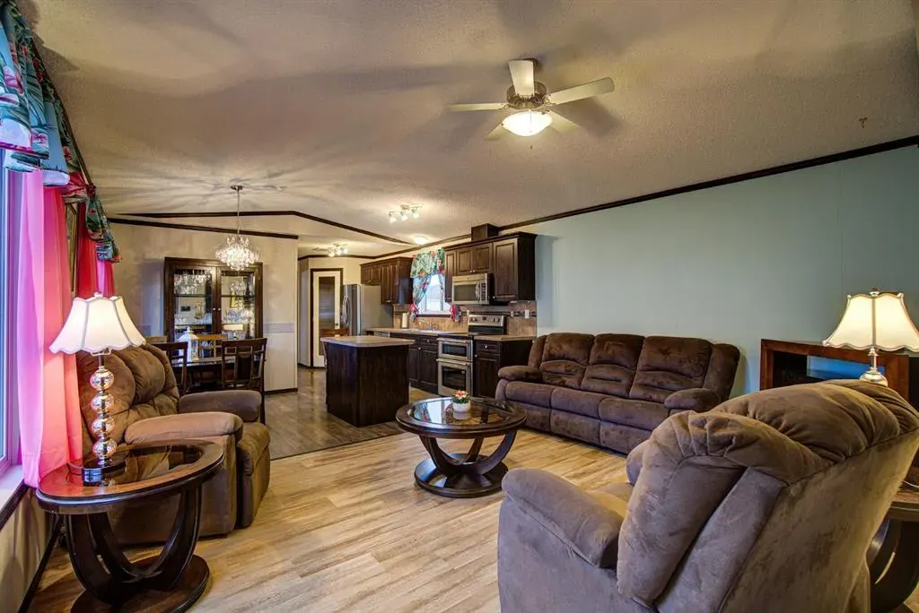 32 Westover Crescent