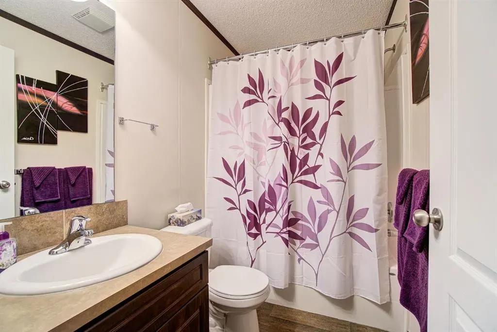 32 Westover Crescent