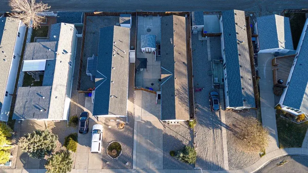 32 Westover Crescent