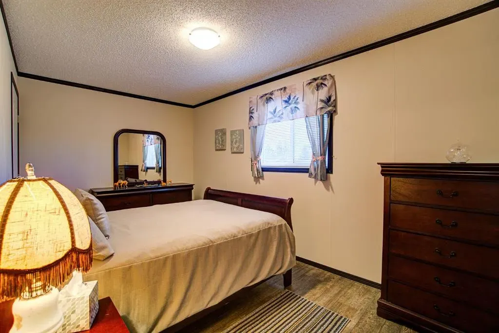 32 Westover Crescent