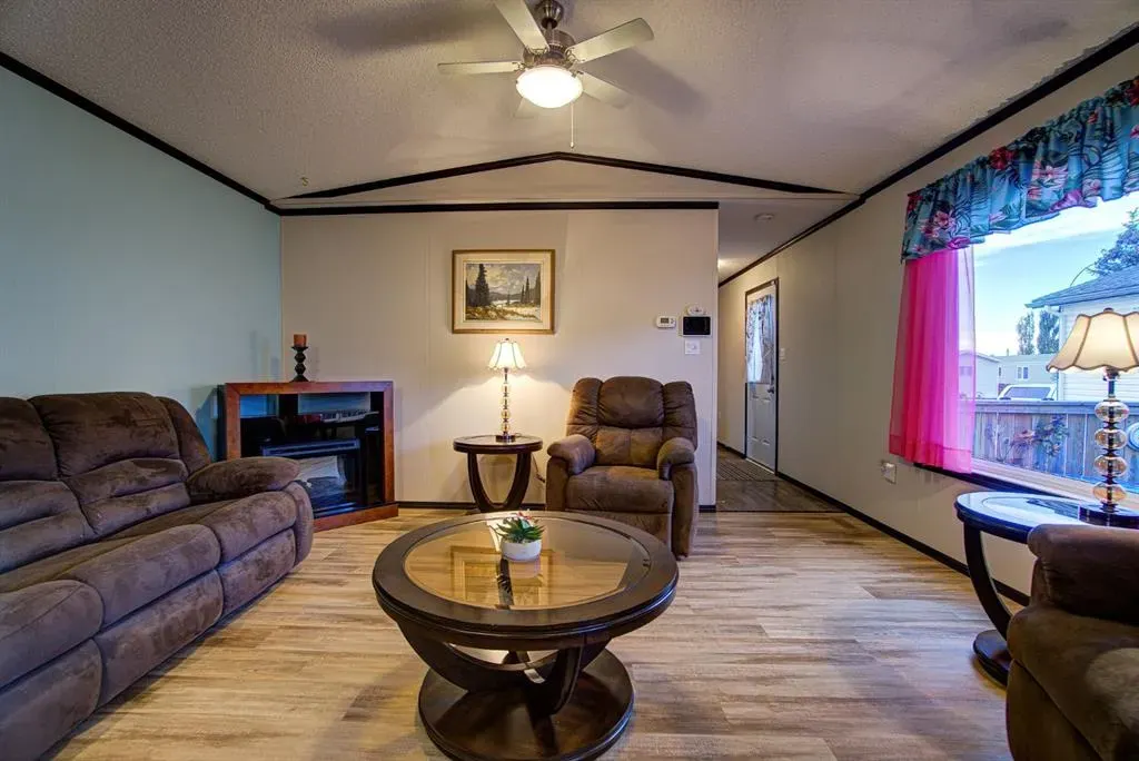 32 Westover Crescent