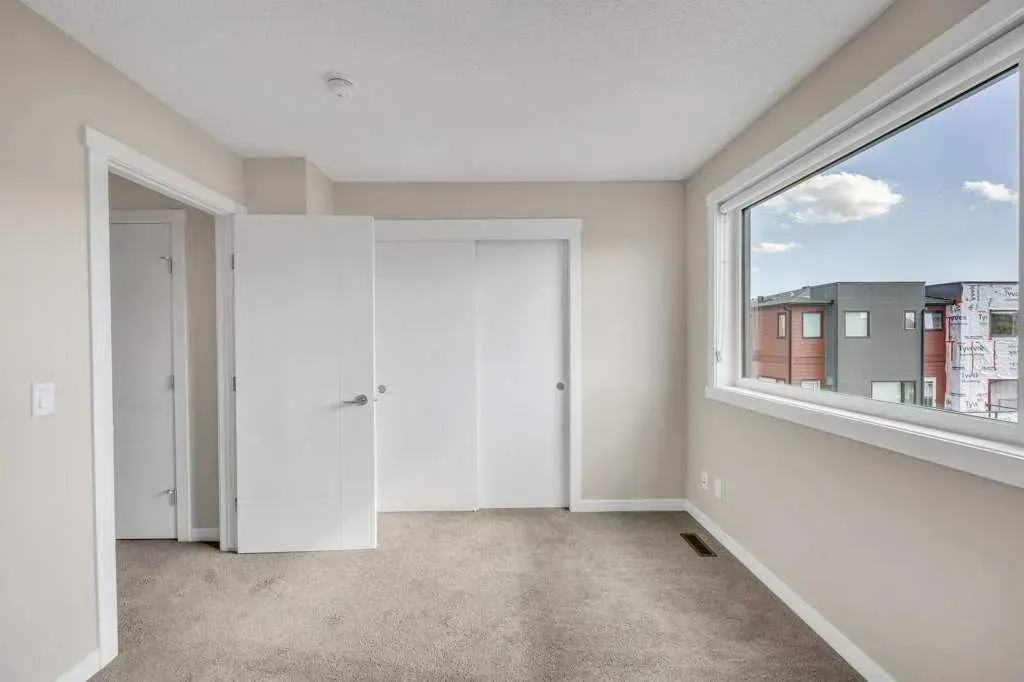 218 Sherwood Square NW, #903