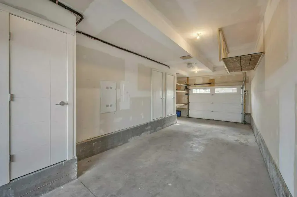 218 Sherwood Square NW, #903