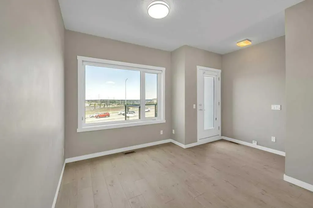218 Sherwood Square NW, #903