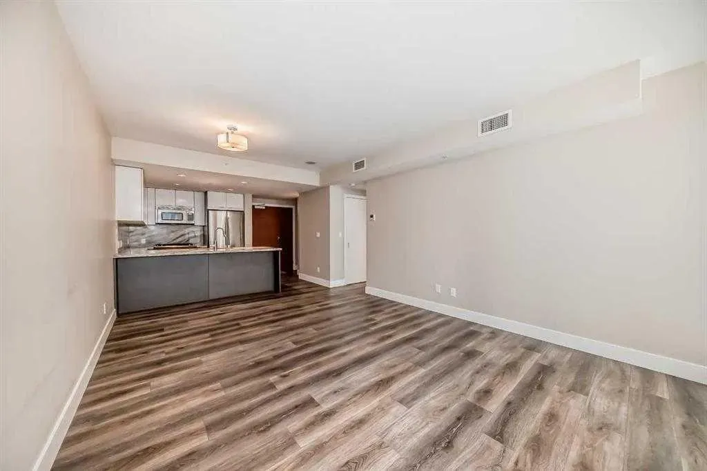 519 Riverfront Avenue SE, #307
