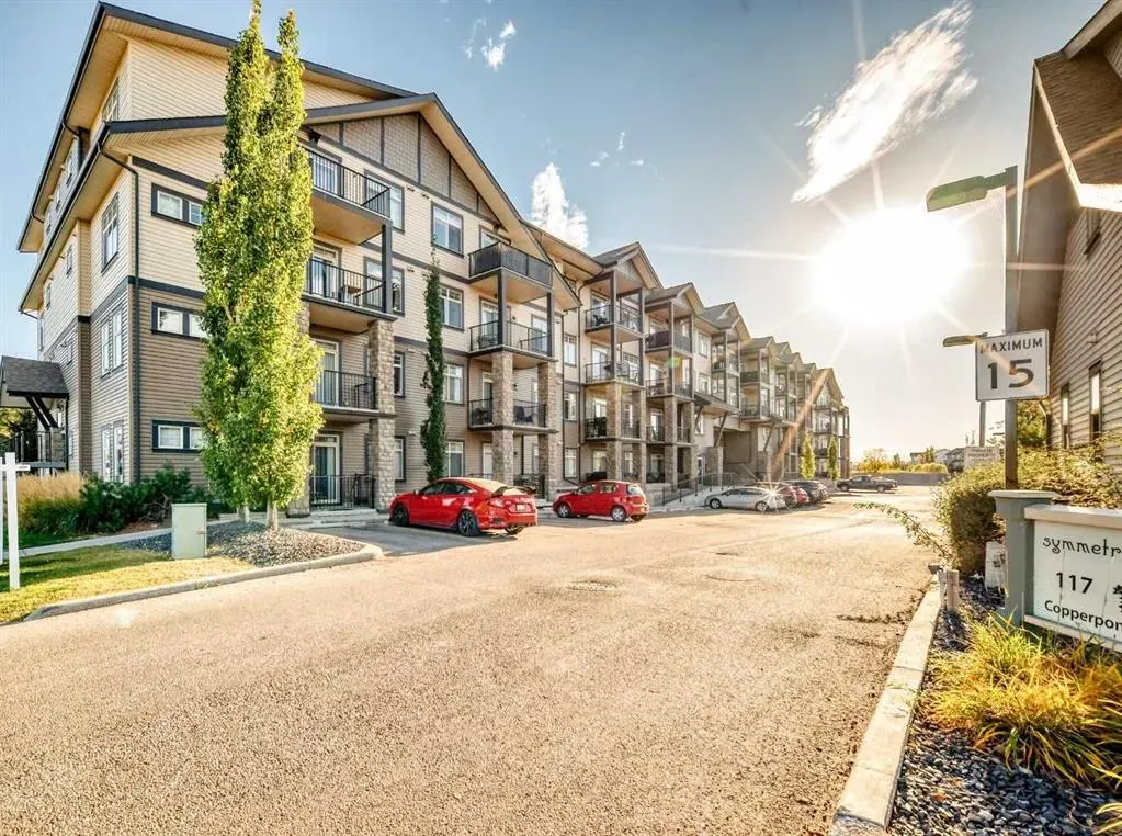 117 Copperpond SE, #301