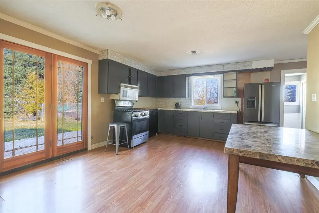 61049 Township Road 41-0