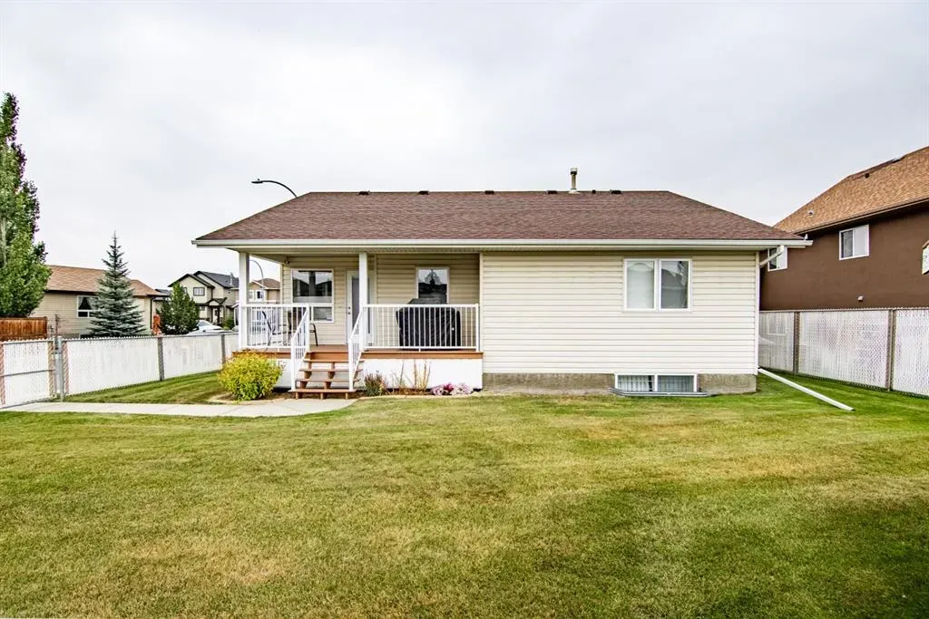 8 Oswald Close