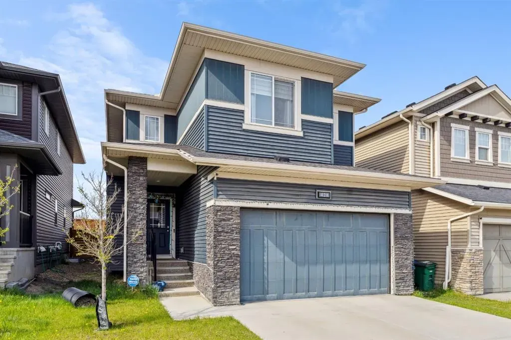 428 Chinook Gate Square