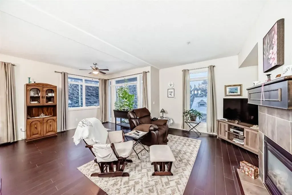141 Mountain Street NW, #204