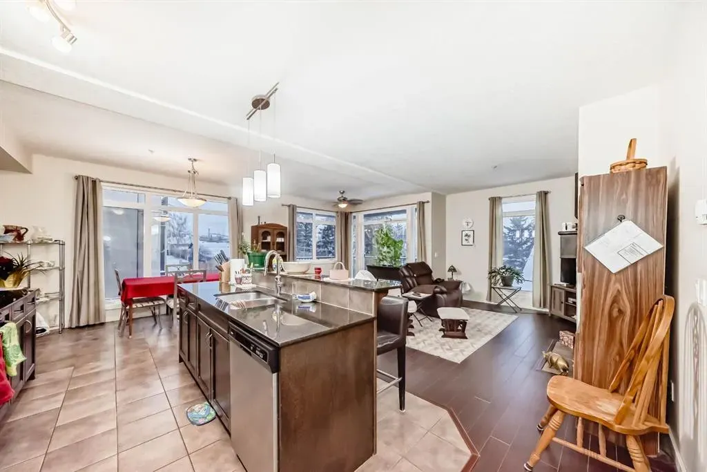 141 Mountain Street NW, #204