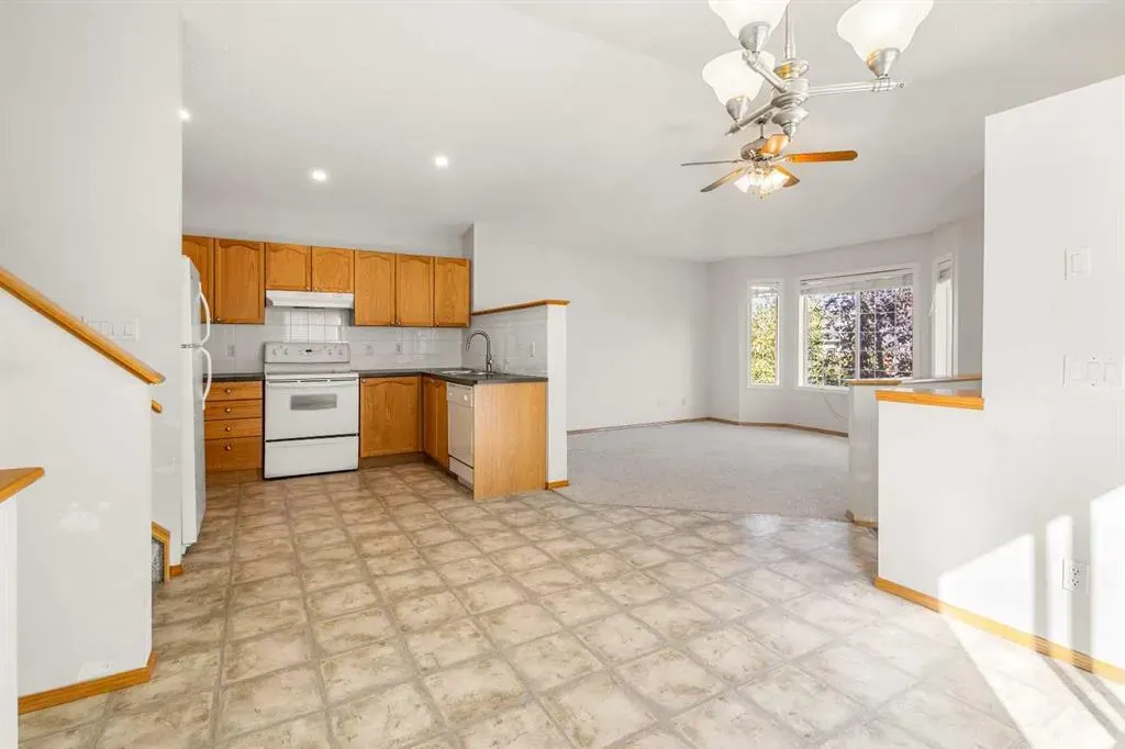 39 Saddlemont Manor NE