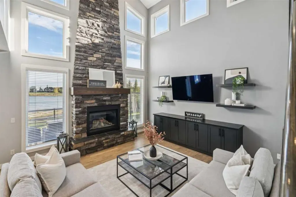 424 Montclair Place