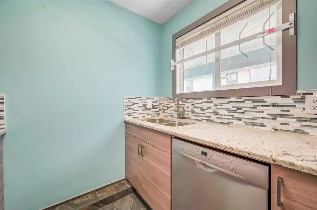2520 Palliser Drive SW, #1612