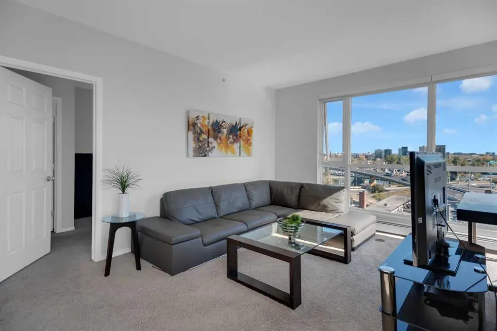325 3 Street SE, #604