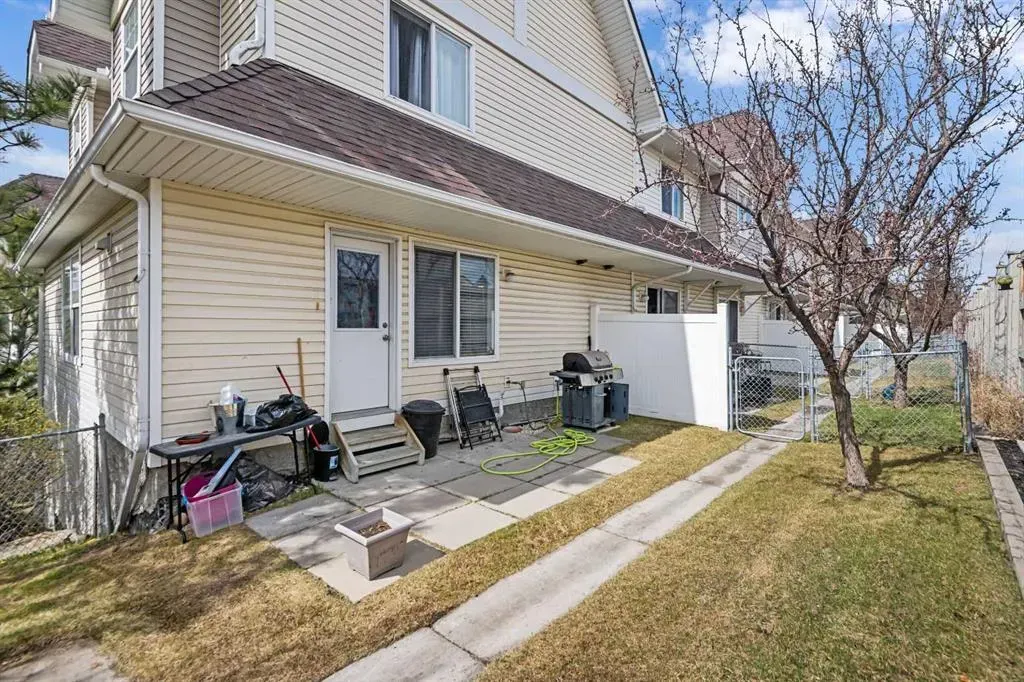 53 Tuscany Springs Gardens NW