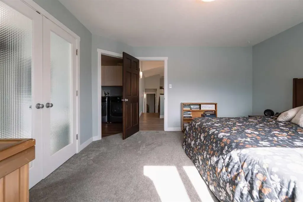 87 Gateway Mews S
