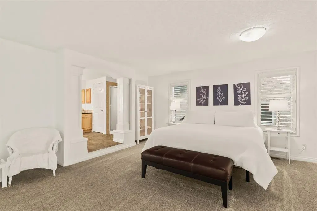 115 Cougar Plateau Circle SW