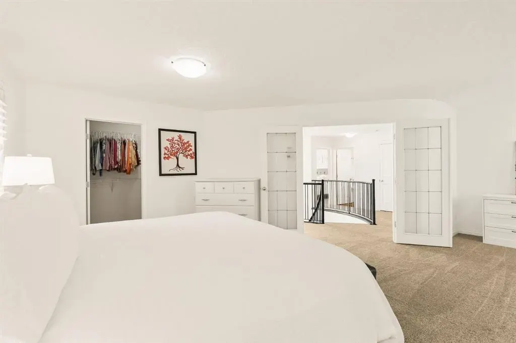 115 Cougar Plateau Circle SW