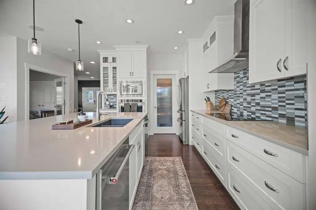 2 Ranchers Manor