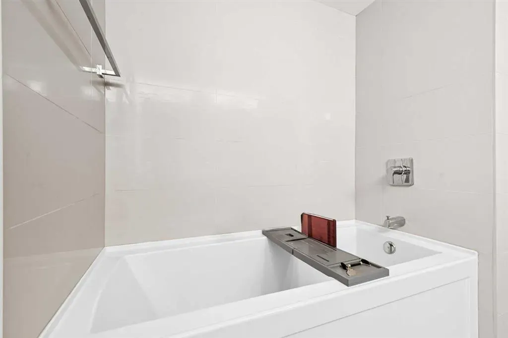 1029 15 Avenue SW, #103