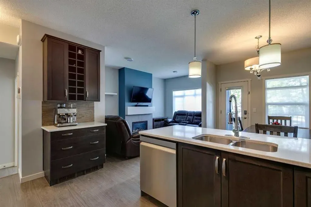 105 Copperpond Landing SE