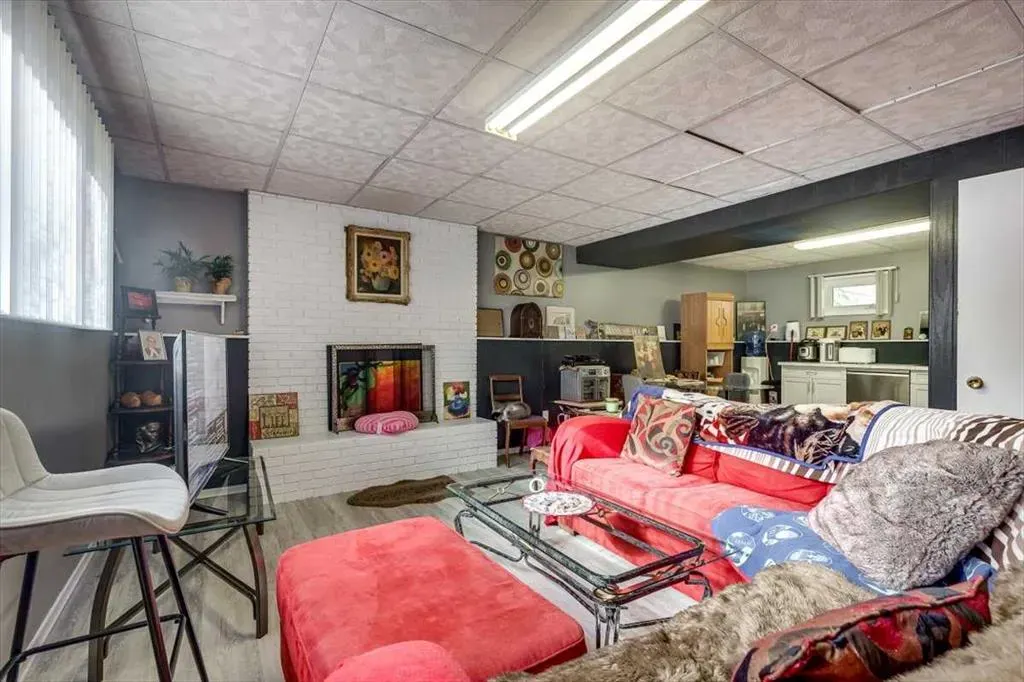 76 Fern Road