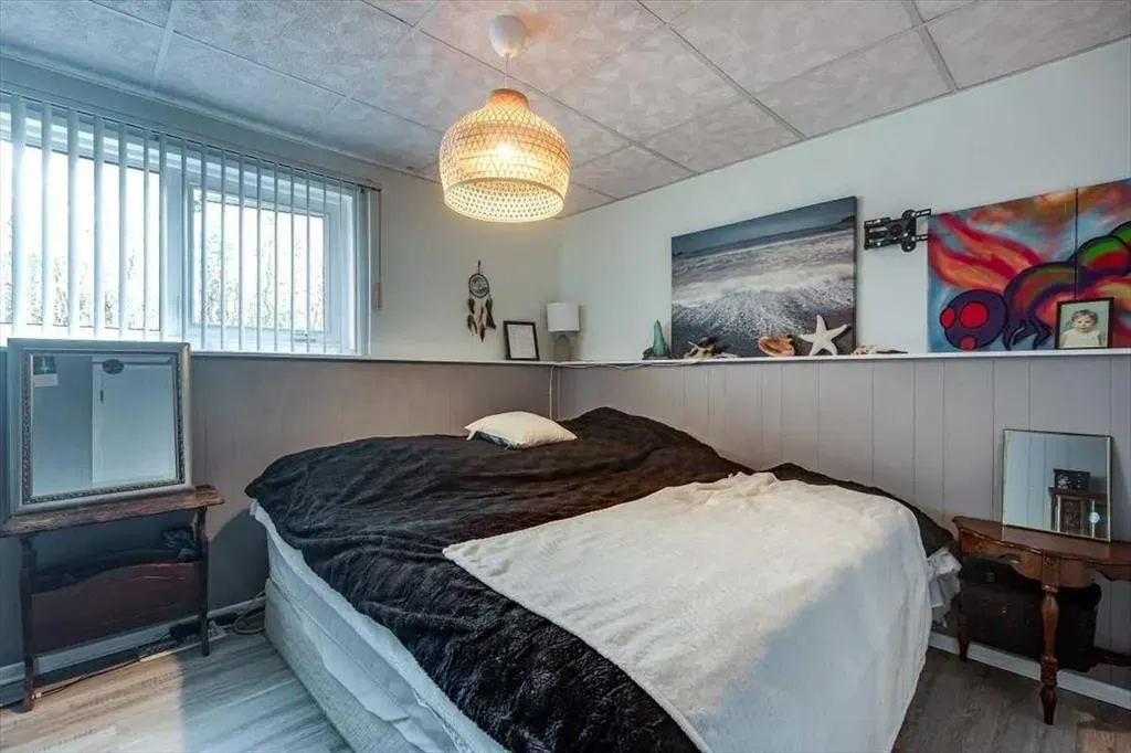 76 Fern Road